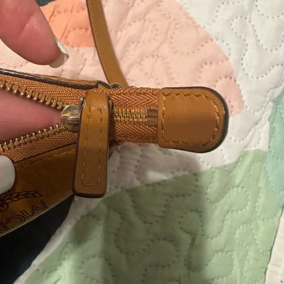 MCM Cognac Visetos Leather Crossbody with Bear Patch and Dark Teal Detail - Picture 4 of 12